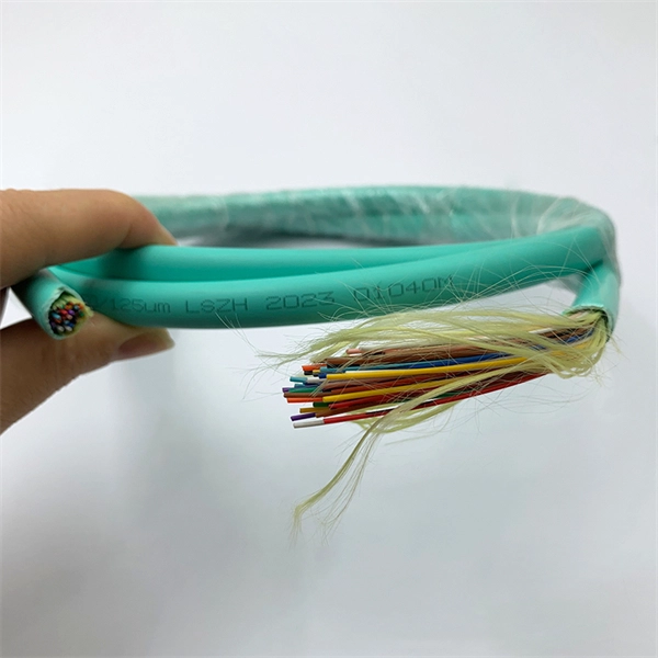 Direct-plug fiber optic cold splice