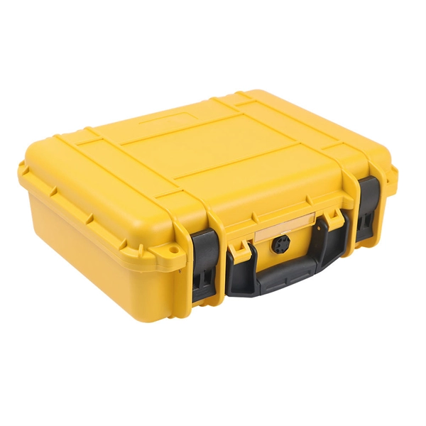 What is the purpose of a telecommunications fiber optic splitter distributor box 